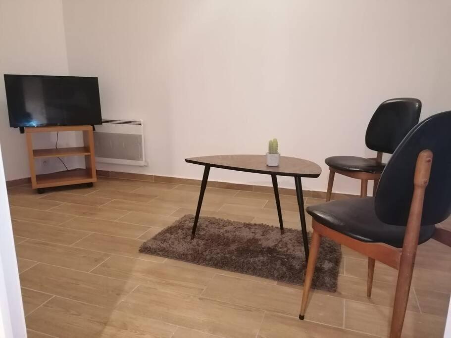 Superbe Logement Lejlighed Drancy Eksteriør billede